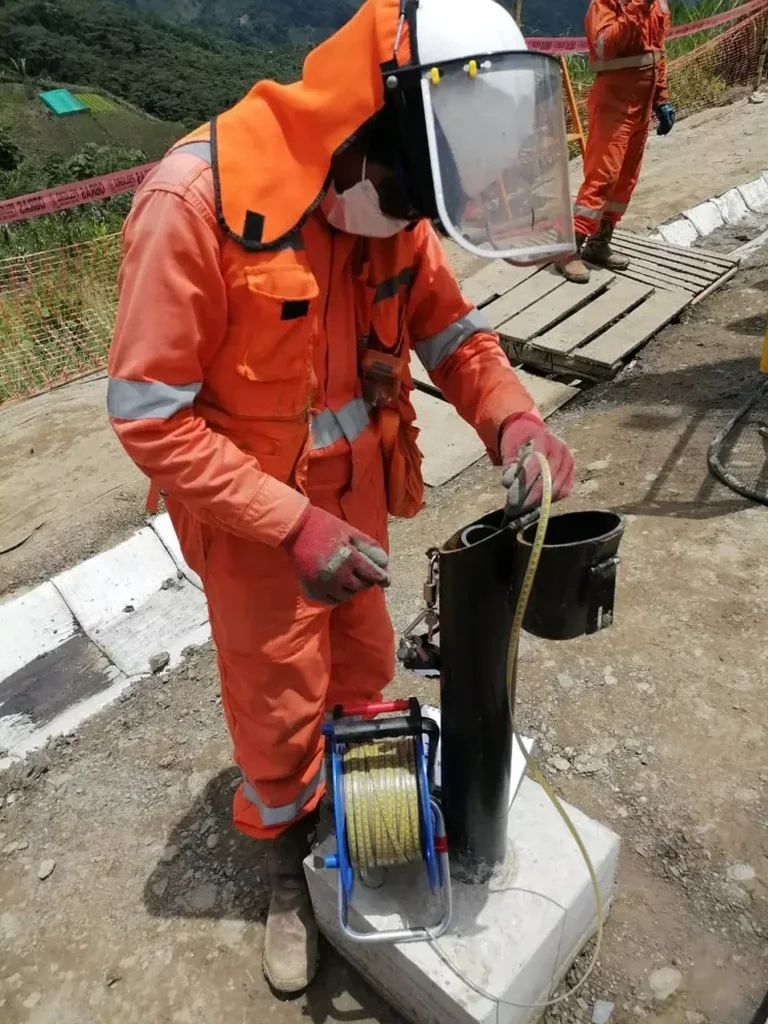 Ensayo CPT en Linares: Perfiles Continuos del Subsuelo para Ingeniería de Fundaciones