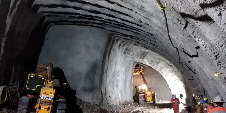 Caracterización geotécnica para excavación de túneles en suelos blandos en Linares